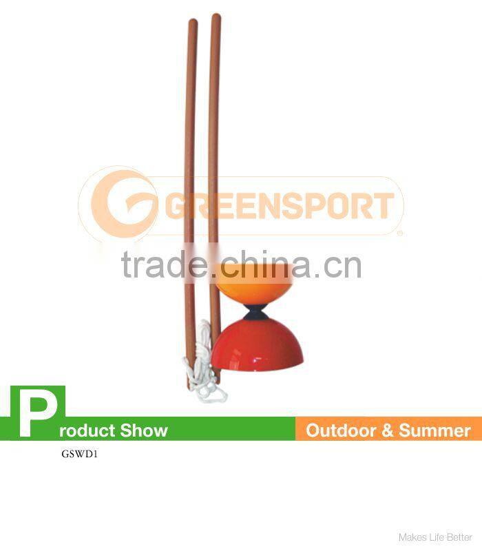 Diabolo yoyo play set with sticks