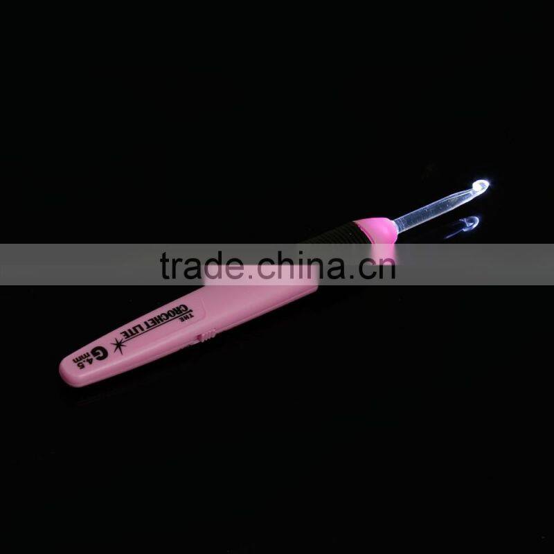 G4.5mm 15.6x1.6cm Crochet Hook with Led light