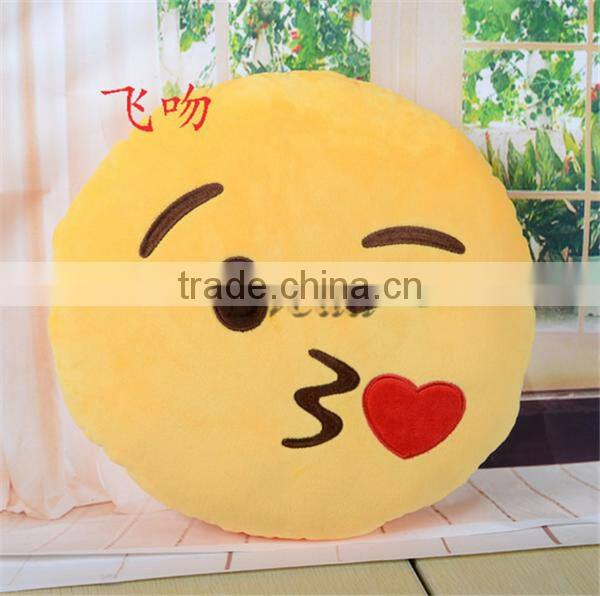 QUITE Hot selling Emoji Pillows Wholesale Plush Emoji Pillows Promotion plush emoji pillow