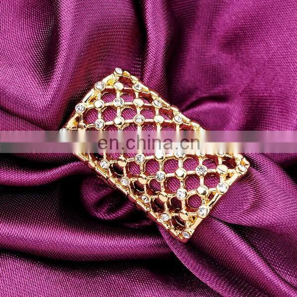 Gold Plated Personalized Square Knuckle Ring Diamond Sparkling Ring Wedding Jewelry