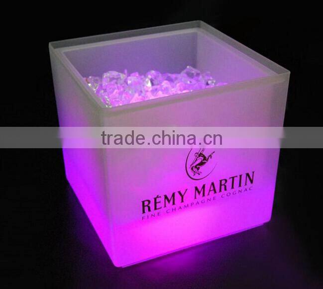 plastic battery light up LED ice bucket illuminated ice buckets