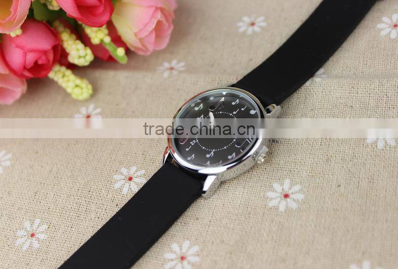 New Geneva Unisex Quartz 5 colorful Men Women Wristwatches Sports Watches Silicone