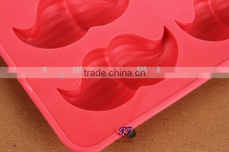 wholesale useful and durable bear shaped silicone best ice cream maker/custom ice cube tray