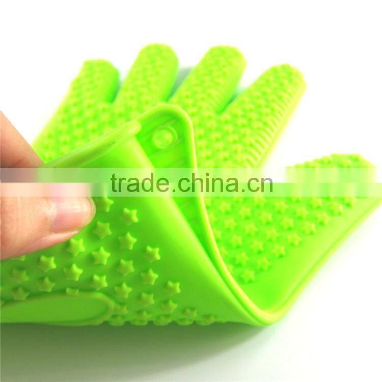 Colorful silicone rubber heat-resistant glove with skid resistance