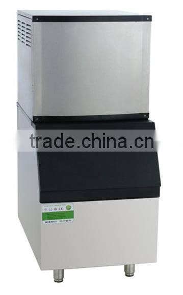 Compact Portable Silver Ice Maker Countertop Ice Cube Maker Machine