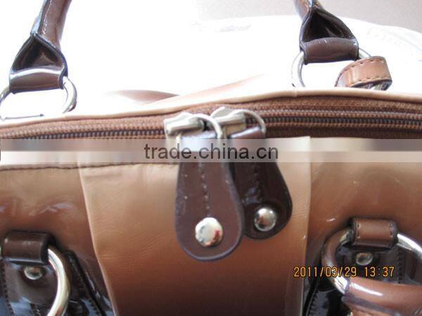 custom design gradient woman gender saddle bag shiny leather tote