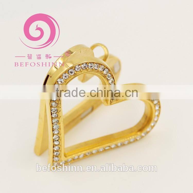 Hundreds of floating locket charms stainless steel necklaces & pendants