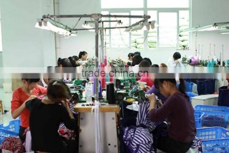 Ladies' sweater in sequins yarn