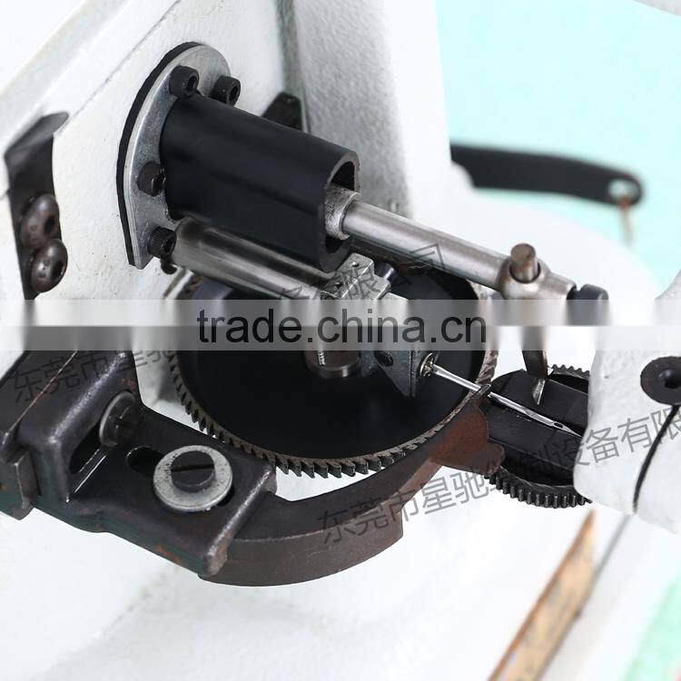 Disc feed overseaming machine for shoes-insole stitching industrial sewing machine