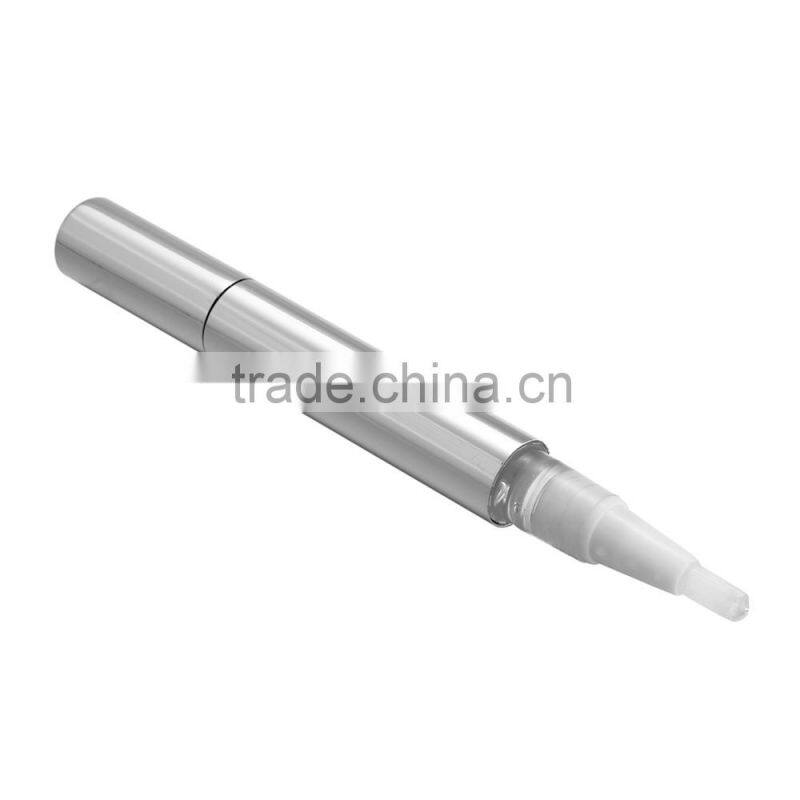 Twist soft brush and Anti leaking teeth whitening pen