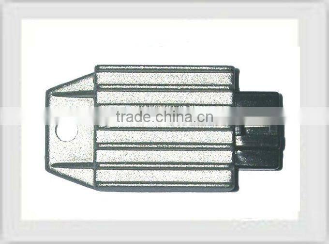 Chinese Cheap Motorccyles 12V Voltage Regulator for GY6 Engine Regulator 125cc Regulator 150cc VOltage Regulator