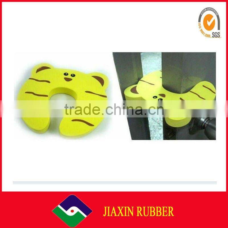 2014 high quality safety portable wooden door stops