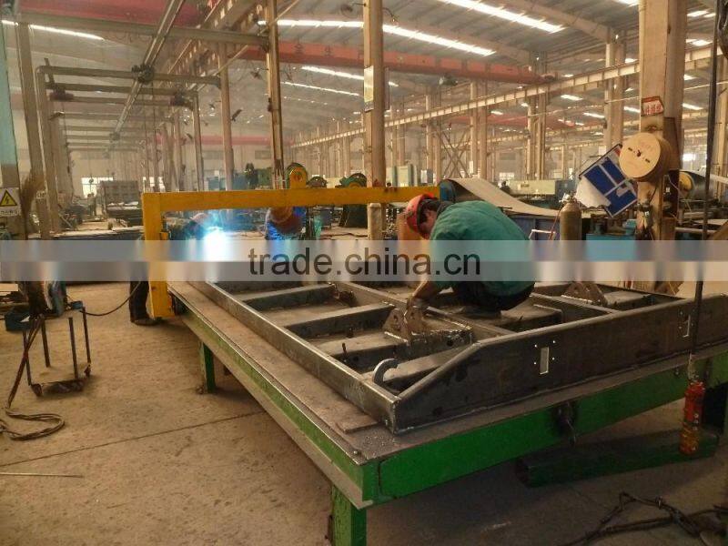 DongFeng small suction sewage truck