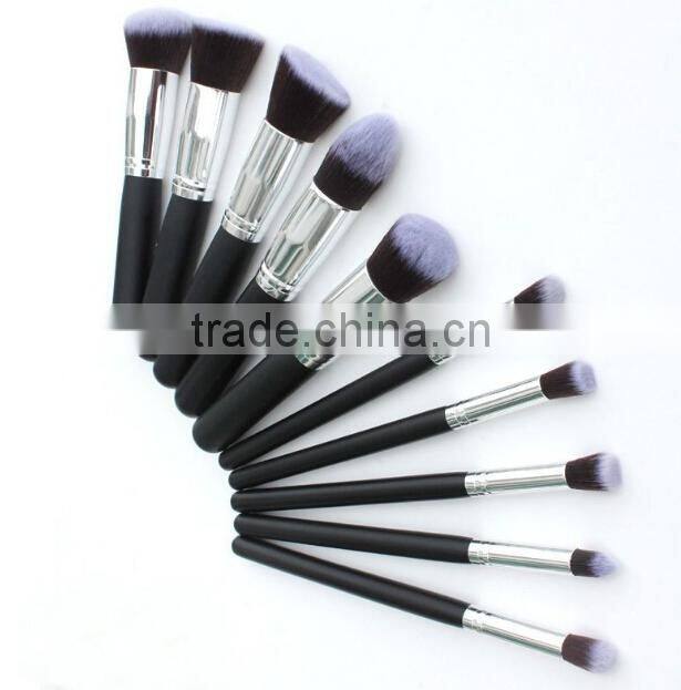 Luxury makeup cosmetic brushes