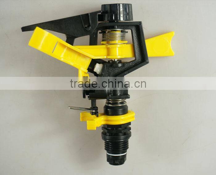Hot sale double nozzle plastic impact sprinkler with cap