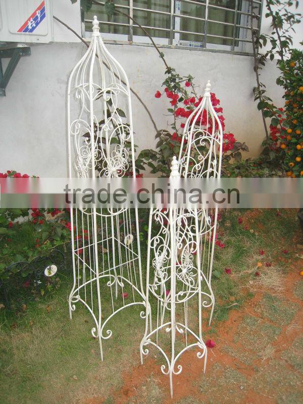 Vintage Antique White Ecofriendly Wrought Irons Powder Coated Small Garden Planter Pot Trellis