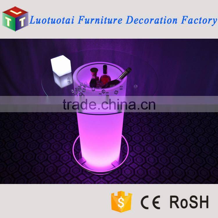 led wine cooler /pe plastic waterproof IP65 16 color change led ice bucket