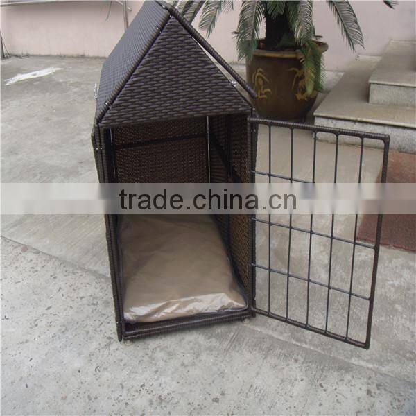 Luxury rattan meduim comfortable and cute dog house