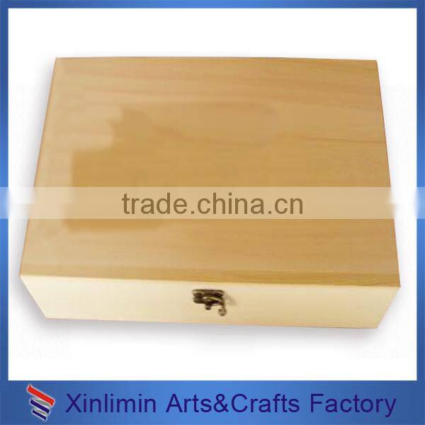 Luxury design chocolate box with clear lid