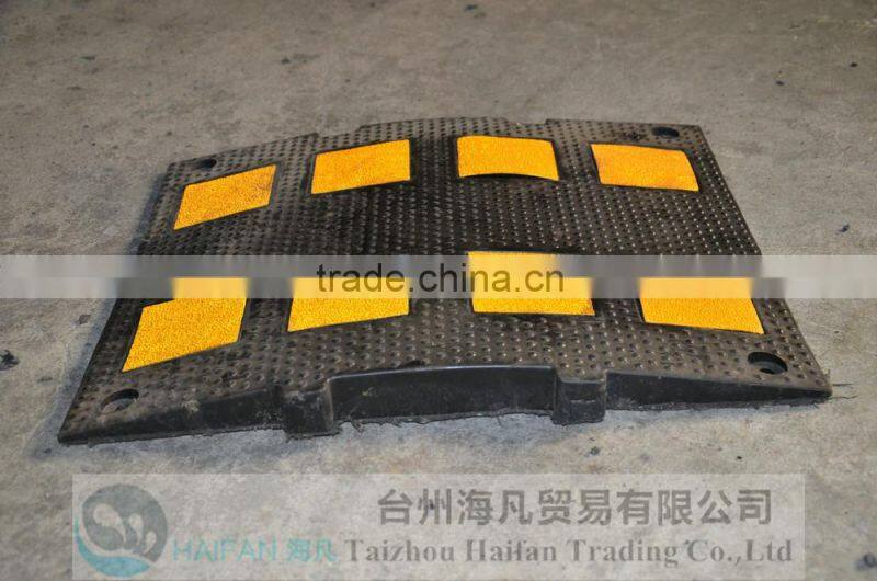 500*600*50mm Traffic Removable High Quality Speed Hump/ European standard High strength road speed bump for safety