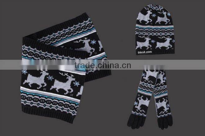 set of scarf hat glove