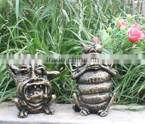 Cast iron elephant statue