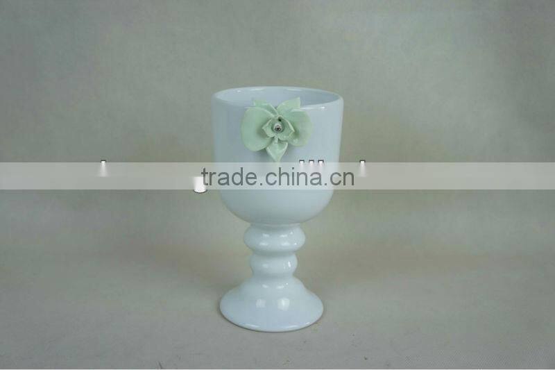 Ceramic flower vase with crystals from swarovski