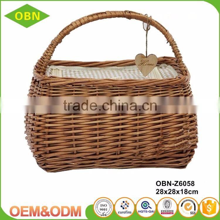 Custom natural wicker basket cheap picnic basket and Gift basket with handle