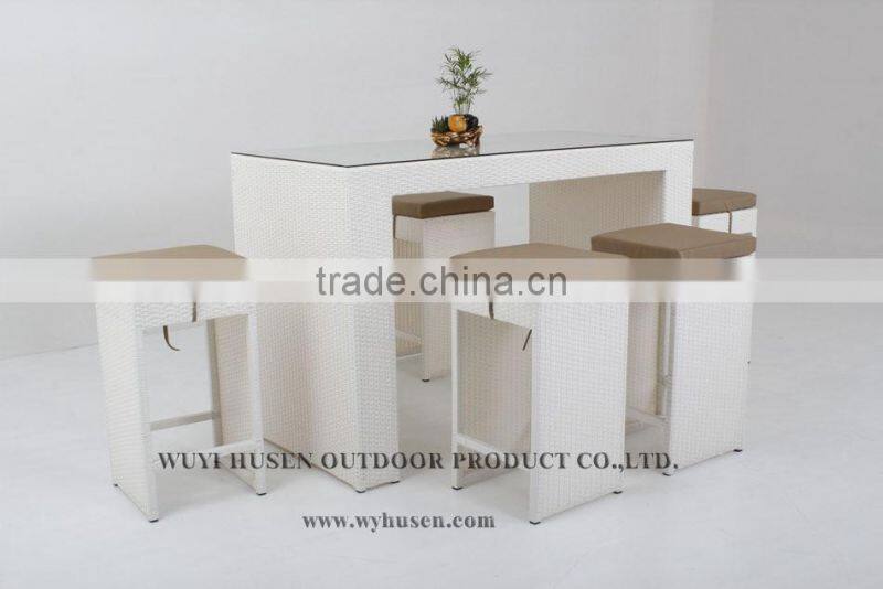 poly wicker bar table and chair