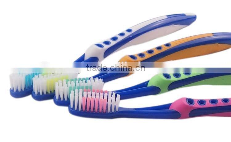 Hot selling plastic kids toothbrush with cover and disposable head