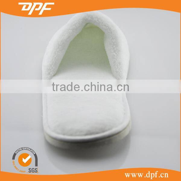 new design super comfortable free size thick hotel slippers