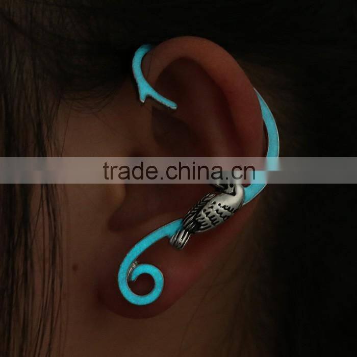 Fashion woodpecker charm ear cuff fancy design earring with a bird