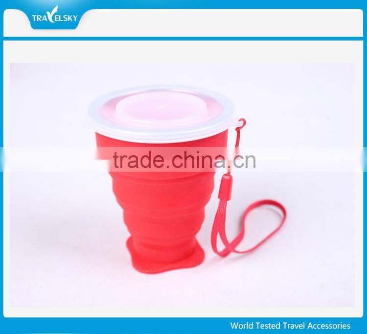 Silicone collapsing foldable cup for travel