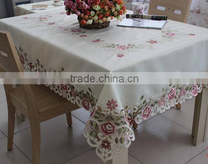 2015 embroidery table cloth factory, 100% polyester table cloth