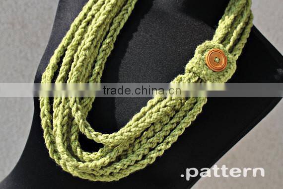 chain crochet infinity noodle scarf