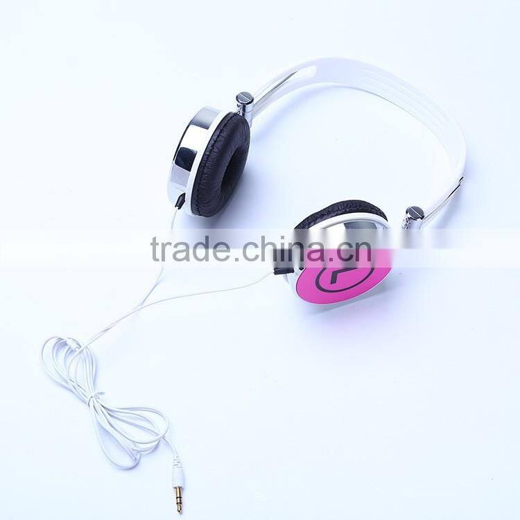 stylish headphone for gameplay