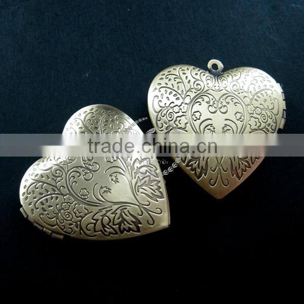 39mm big flower heart shape vintage style antiqued bronze flower photo locket DIY pendant charm jewelry supplies 1131052