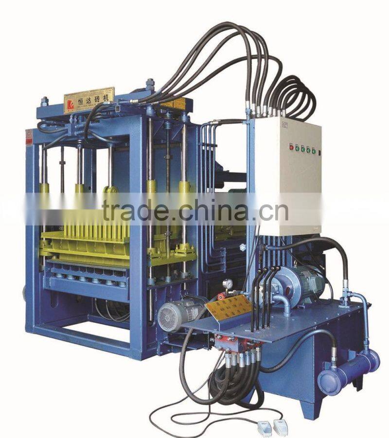 High Quality Cement/Concrete Block Making Machine