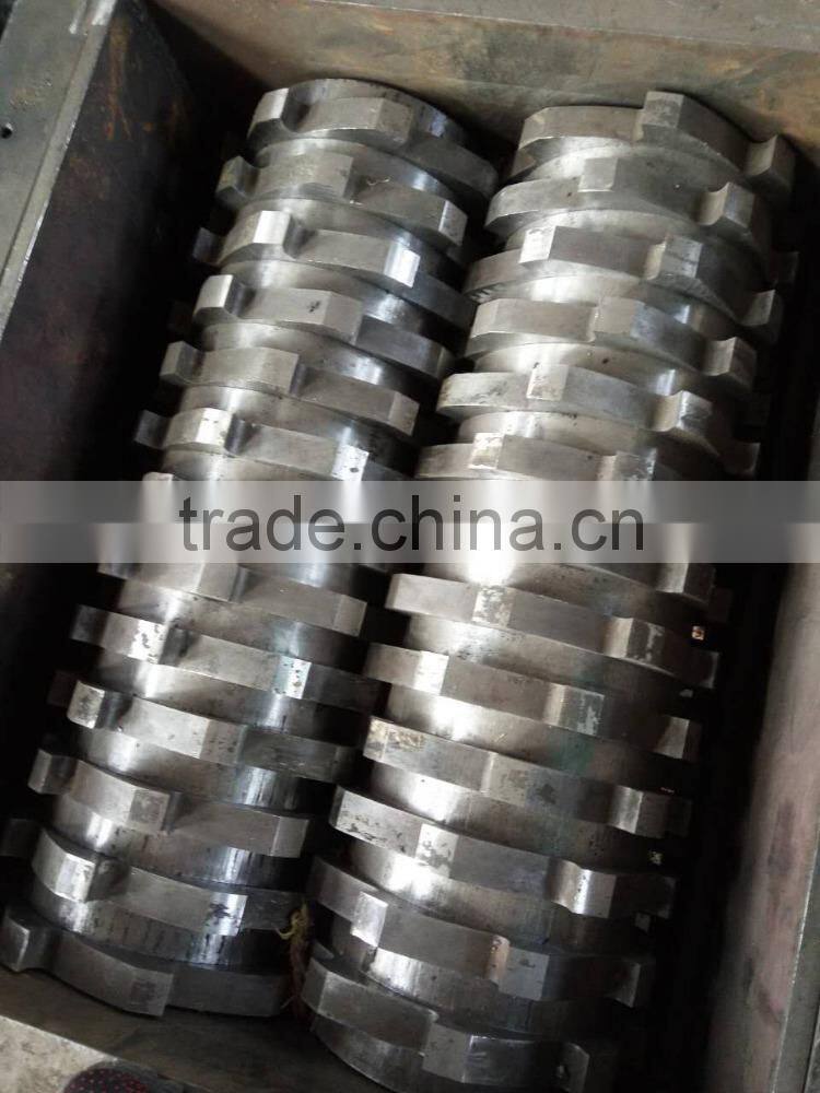plastic ware shredding machine /waste plastic bottle shredder