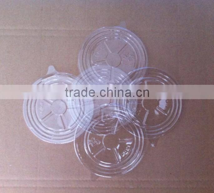 Food grade disposable plastic lid for paper bowl