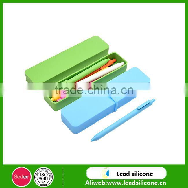 Fashion style silicone pencil cases with pen for students,colorful silicone pencil cases for students