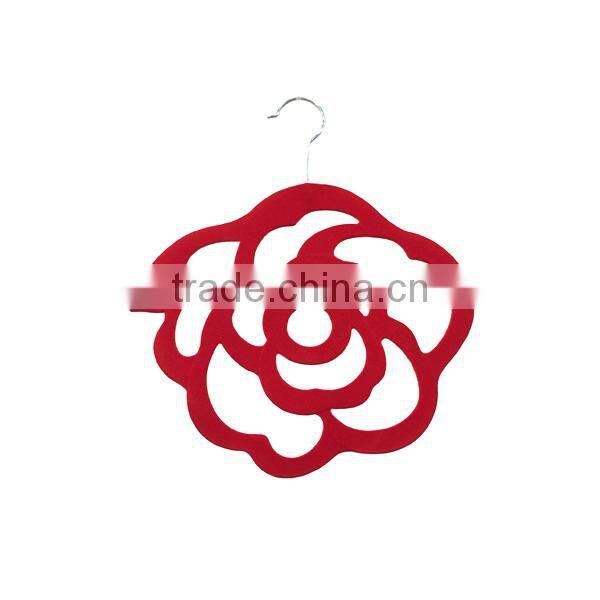 Flower shaped velvet scarf hanger wholesale