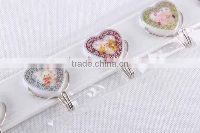 Fluorescent heart shape hook with bear patterns/plastic hook