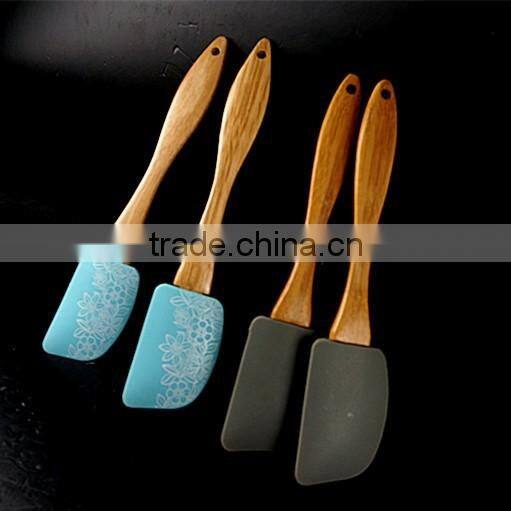 12083 Silicone Spatular scraper Silicone Cream Spatular with wooden Handle