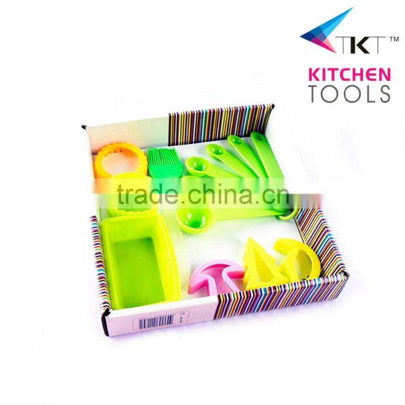 Kid's Silicone Baking Utensil For Home Bakeware With Window Box Packing