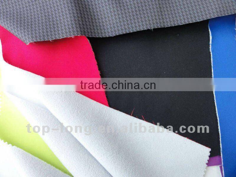 Men Soft shell jacket outdoor clothing with Waterproof & Windproof