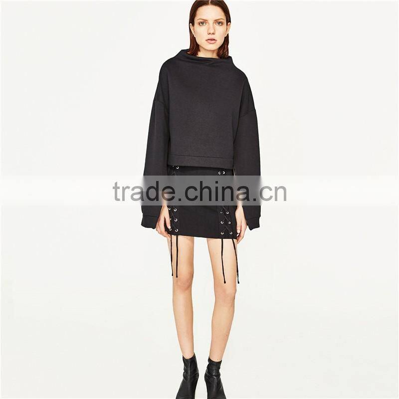 2017 OEM Spring Sexy Laced Short Skirts with Metallic Details