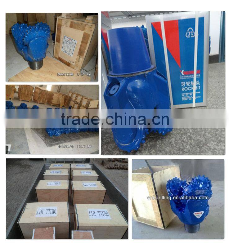 Metal sealed bearing steel tooth tricone drill bit