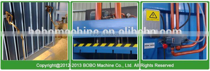 Hard plastic compress baler