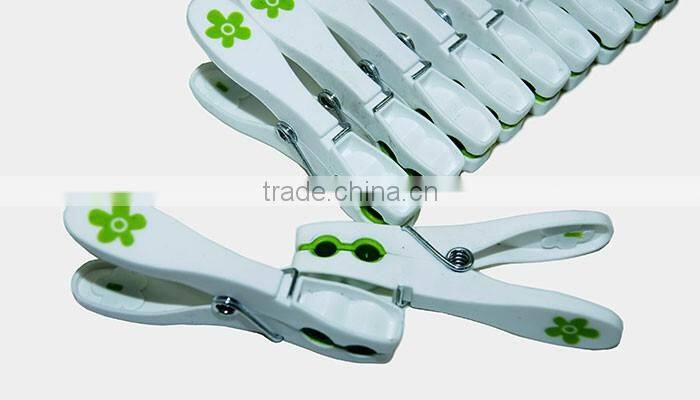 hanging colored TPR soft grip clothes peg and craft clothes drying plastic clip